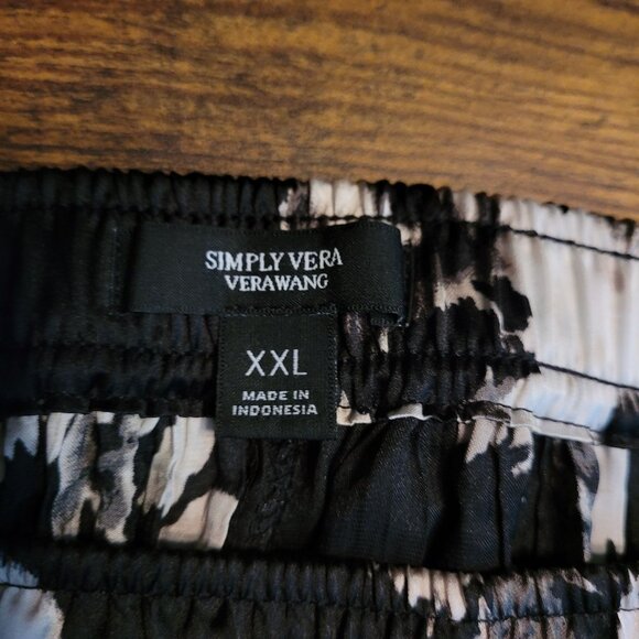 Simply Vera Wang Floral Satin Accordion Midi Skirt XXL Black White Dark Coquette - Picture 4 of 9